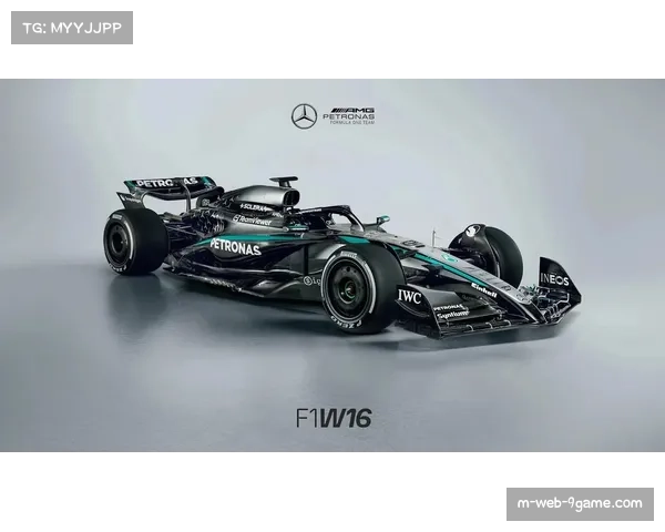 梅赛德斯W16赛车弯中速度提升 侧箱升级带来下压力显著改善