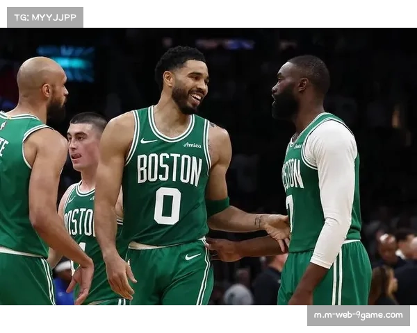 塔图姆复出首秀贡献准三双 绿军大胜独行侠巩固东部榜首地位